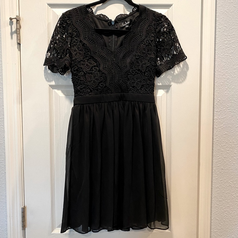 Lulu's Black Lace Cocktail Dress